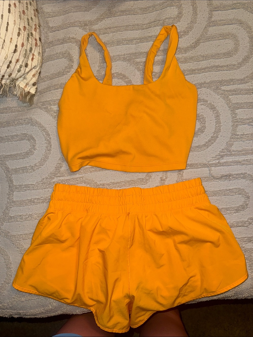 Orange aerie shorts & top with liner